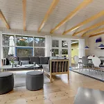 Stunning In Aakirkeby With Wifi Ferienhaus